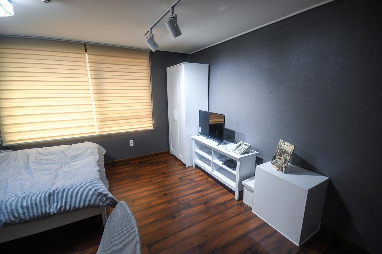 Bluehum Guest House Ίντσεον Εξωτερικό φωτογραφία